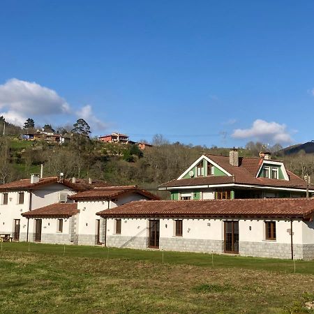 Apartamentos La Presa El Molin Onís Eksteriør bilde